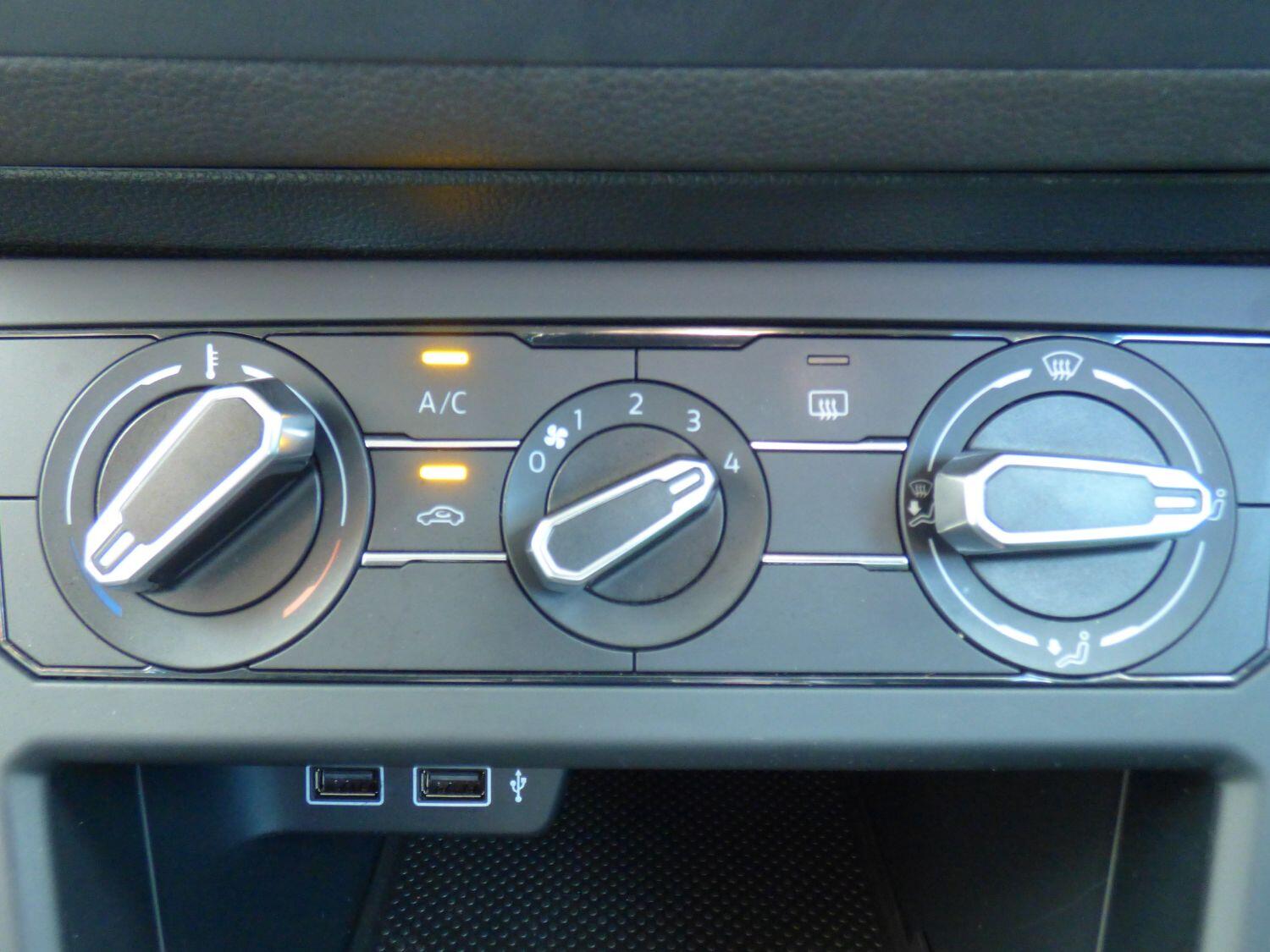 Used Volkswagen Polo 2018 for sale - 77464699: Photo 18