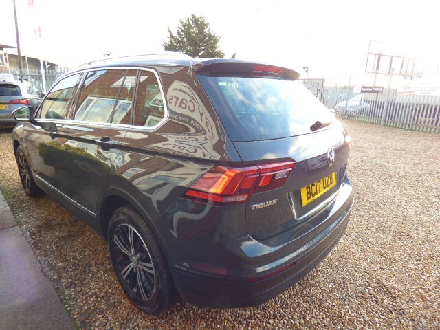 Used Volkswagen Tiguan 2017 for sale - 76712773: Photo 10