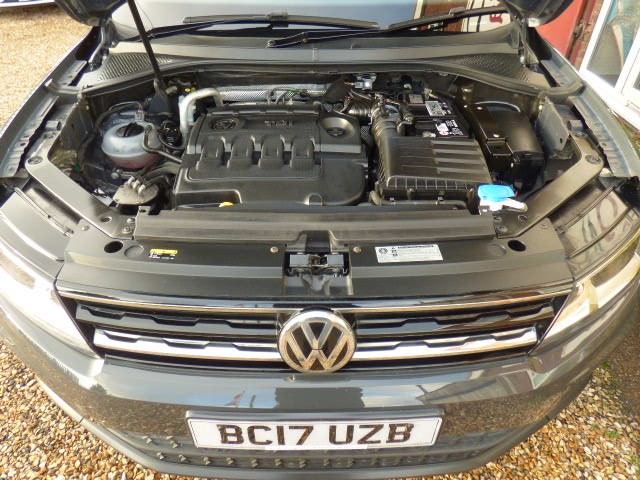 Used Volkswagen Tiguan 2017 for sale - 76712773: Photo 15
