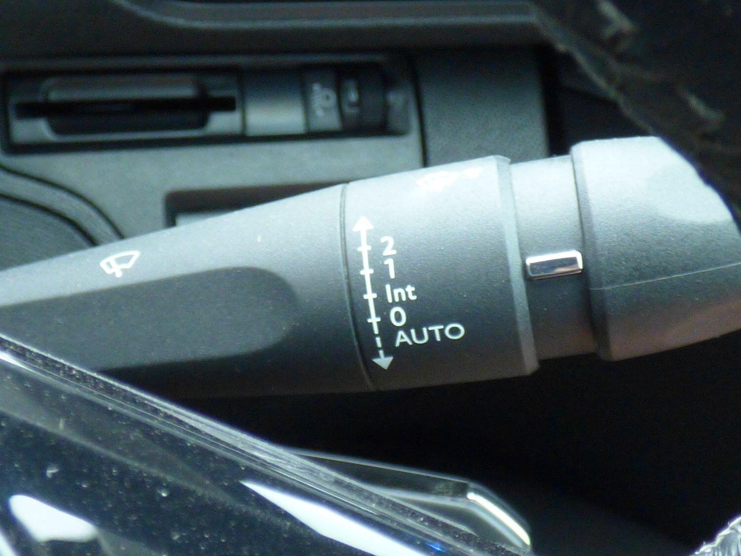 Used Peugeot 3008 2018 for sale - 76712484: Photo 21