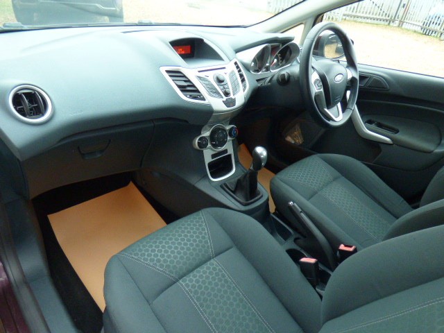Used Ford Fiesta 2009 for sale - 77303779: Photo 8