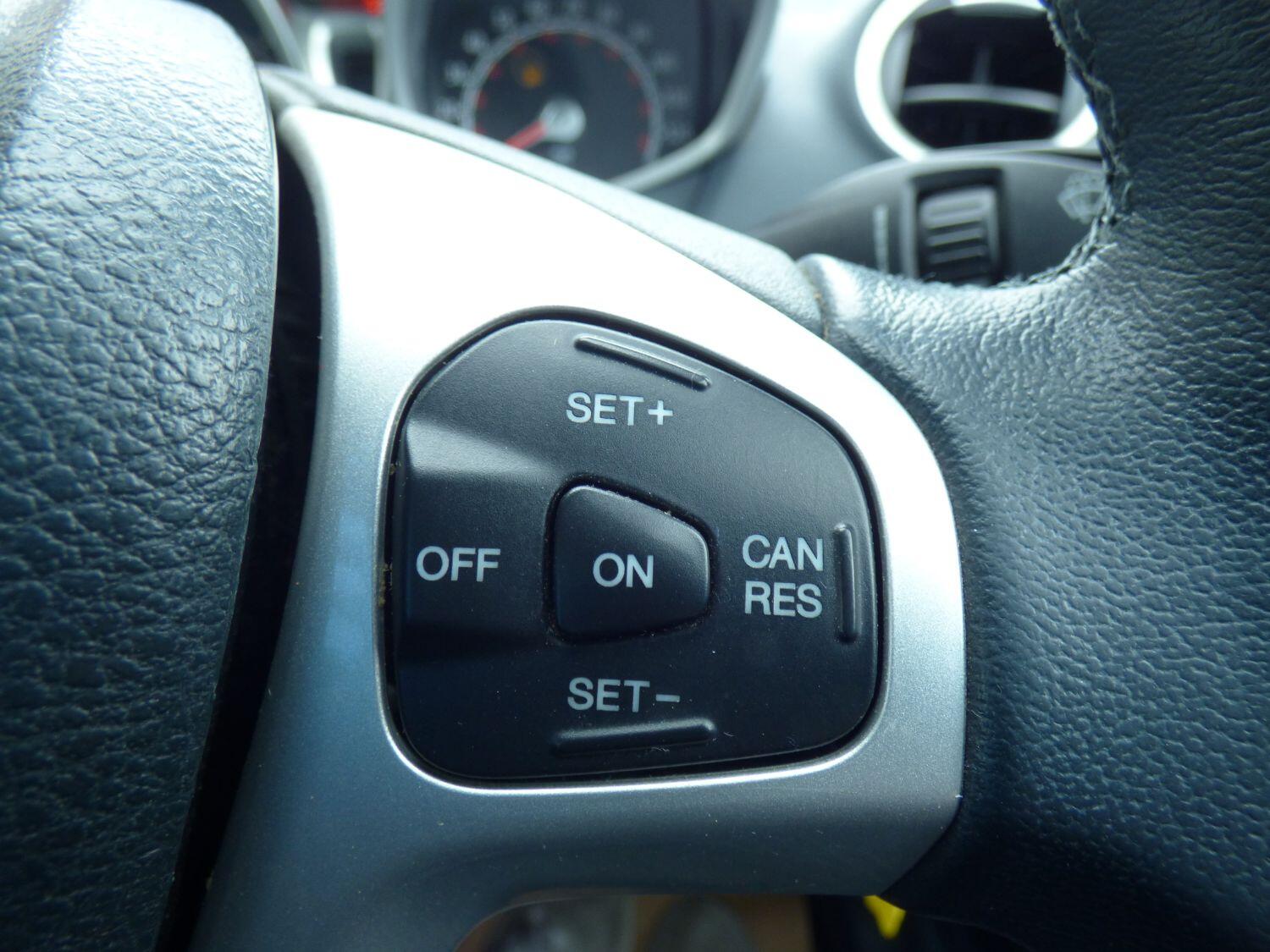 Used Ford Fiesta 2012 for sale - 76712615: Photo 13