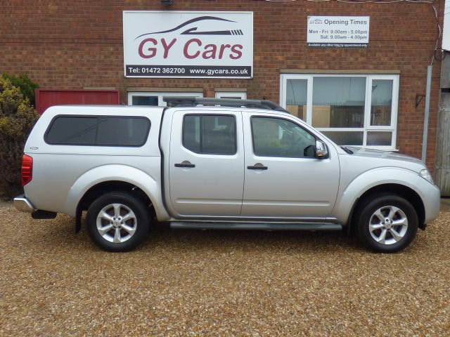 Used Nissan Navara 2013 for sale - 77154444: Photo 2