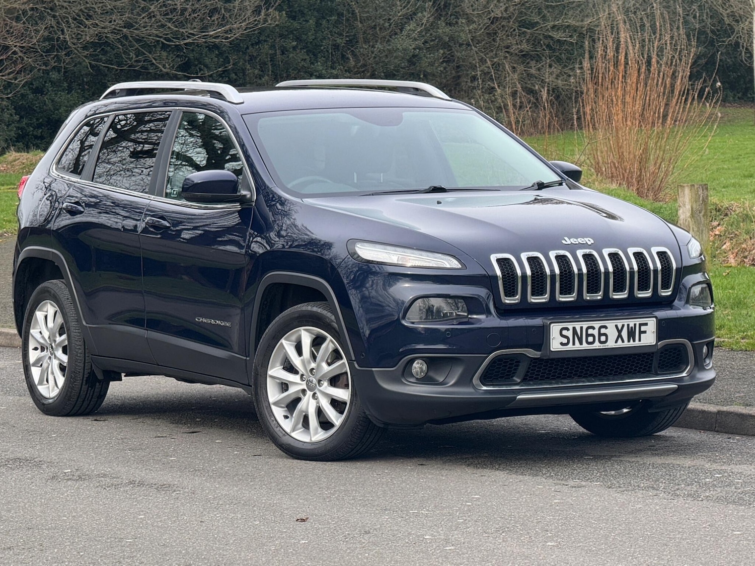 Used Jeep Cherokee 2016 for sale - 77959400: Photo 1