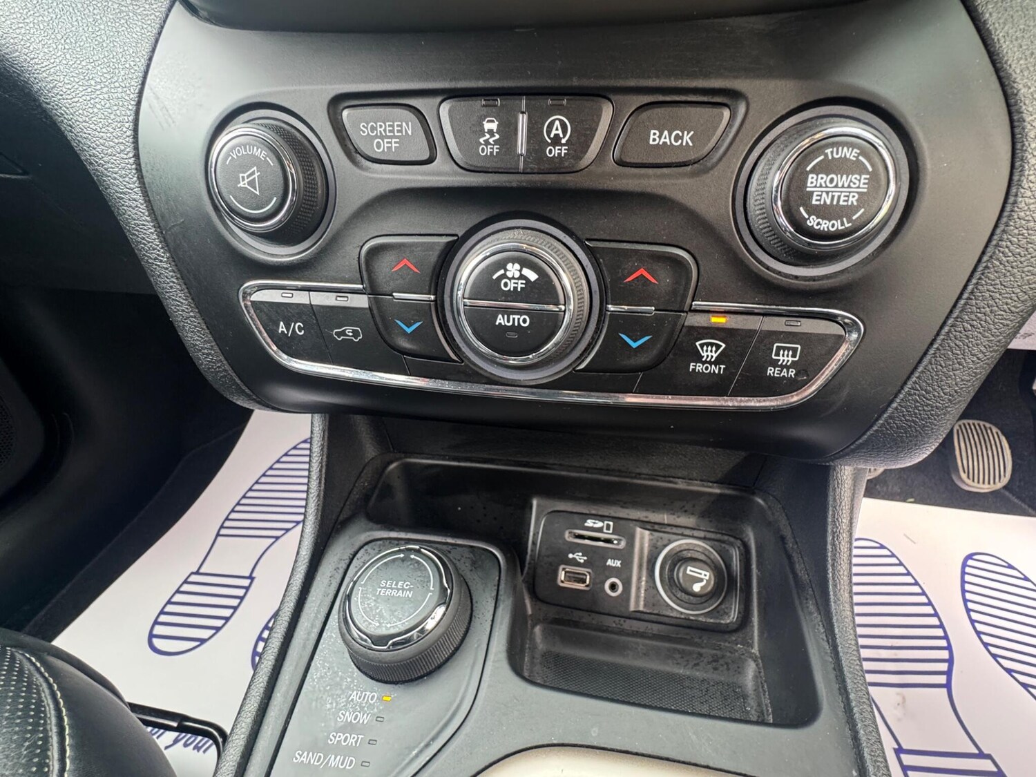 Used Jeep Cherokee 2016 for sale - 77959400: Photo 29