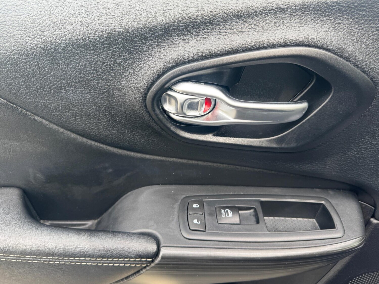 Used Jeep Cherokee 2016 for sale - 77959400: Photo 53