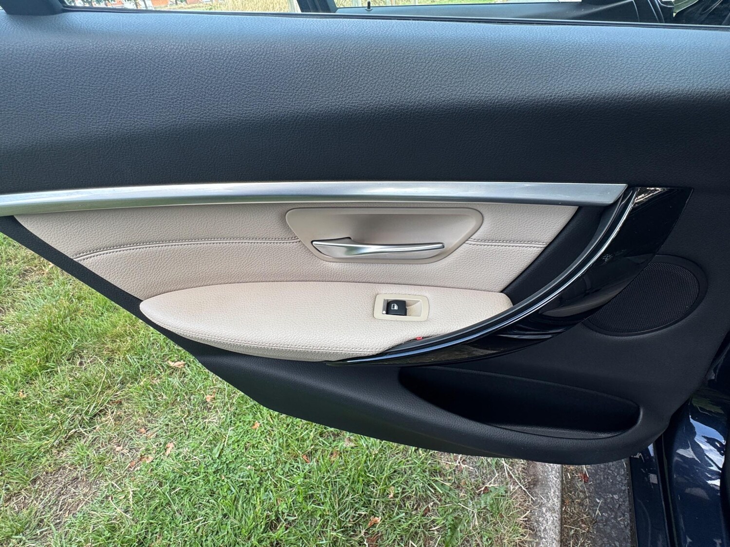 Used BMW 3 Series 2016 for sale - 77959405: Photo 53