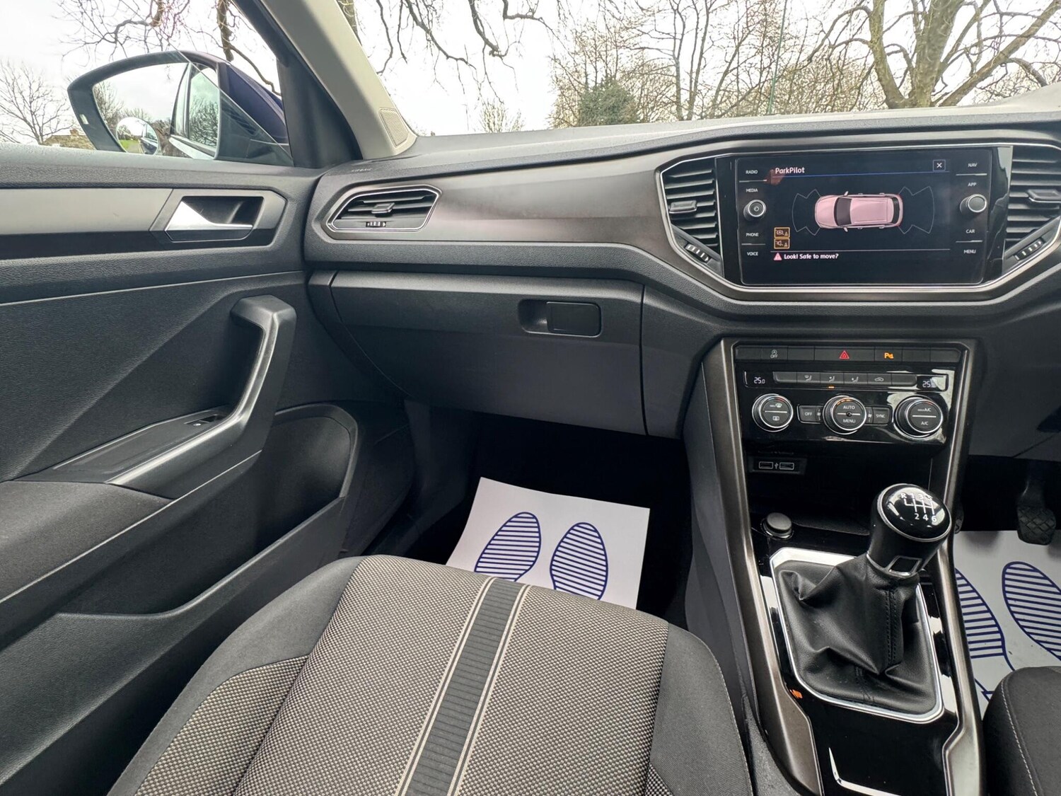 Used Volkswagen T-Roc 2019 for sale - 77959392: Photo 25