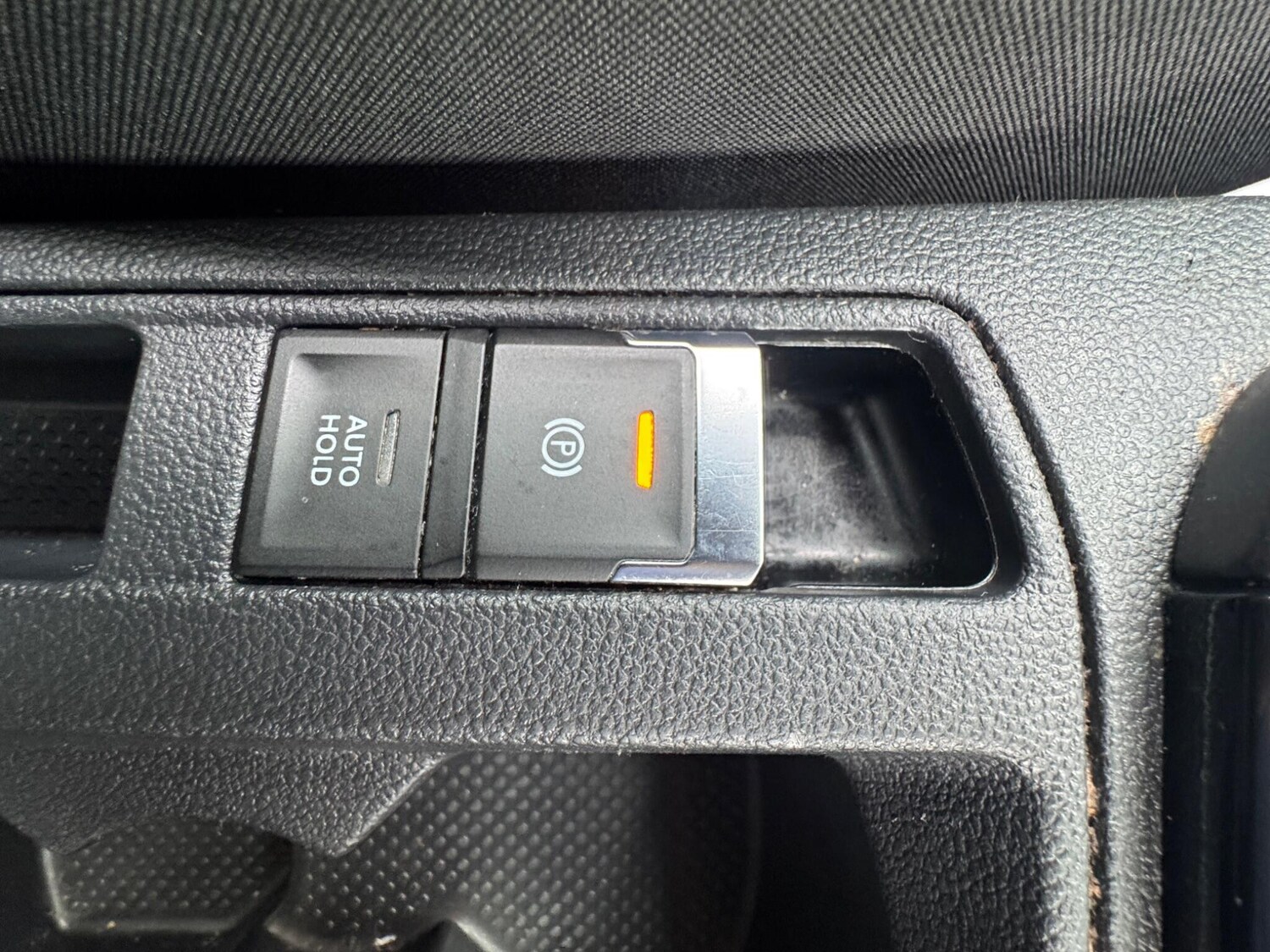 Used Volkswagen T-Roc 2019 for sale - 77959392: Photo 41