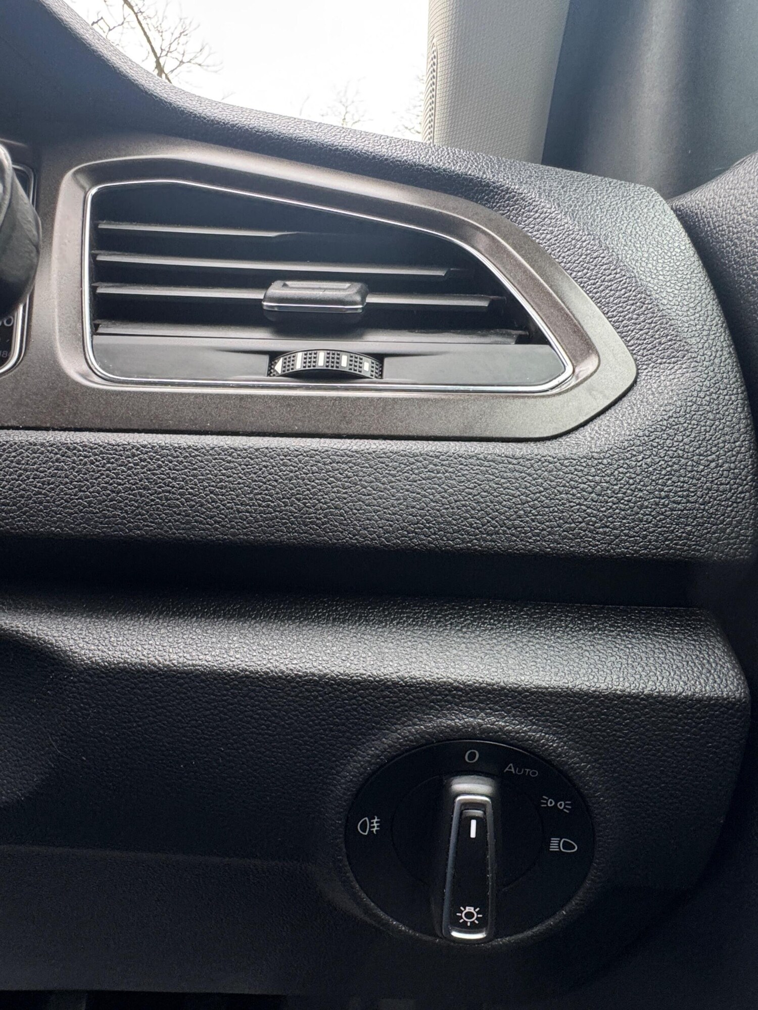 Used Volkswagen T-Roc 2019 for sale - 77959392: Photo 47