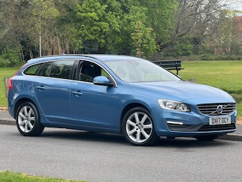 Used Volvo V60 2017 for sale - 78127706: Photo