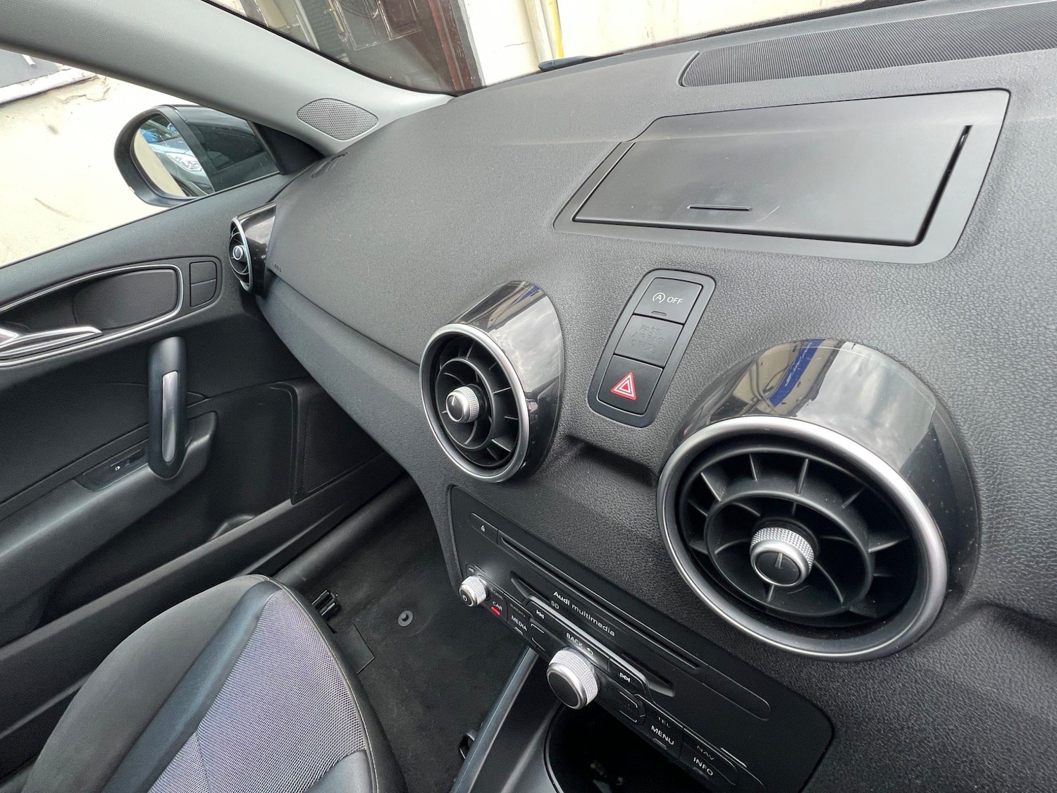 Used Audi A1 2011 for sale - 77959402: Photo 30