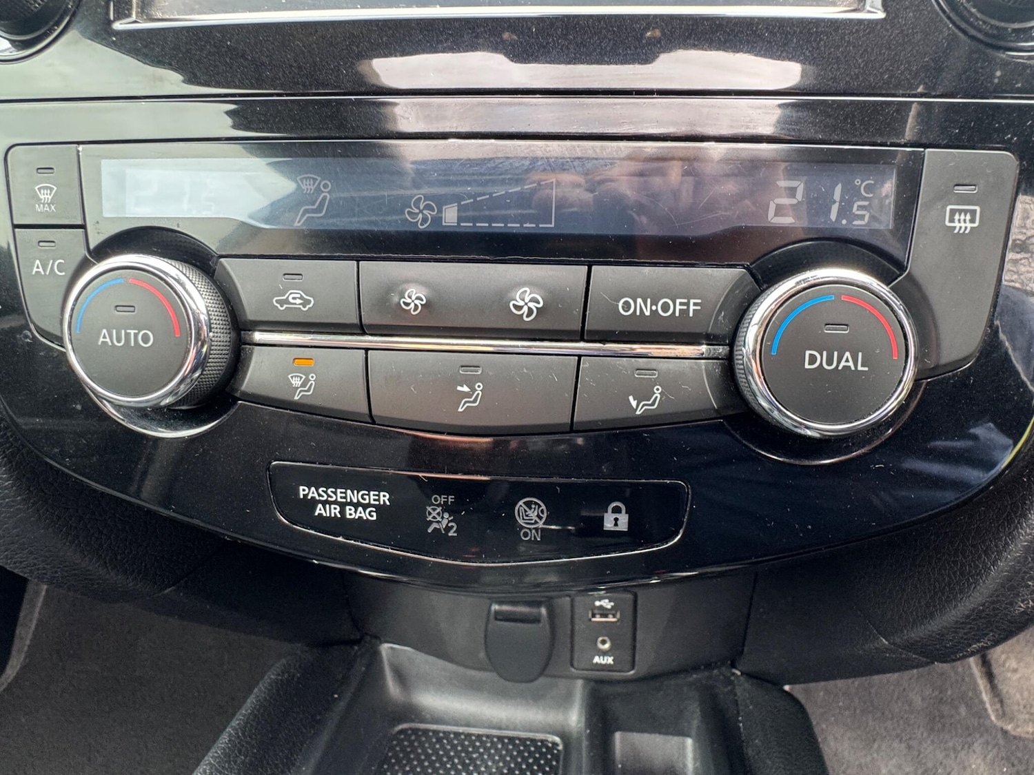 Used Nissan X-Trail 2016 for sale - 77993938: Photo 30