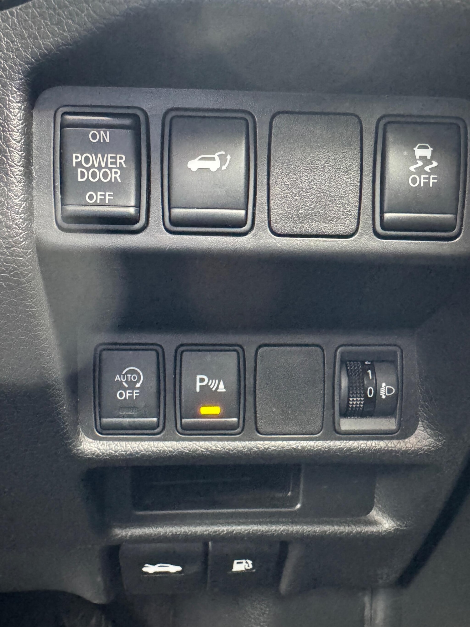 Used Nissan X-Trail 2016 for sale - 77993938: Photo 40