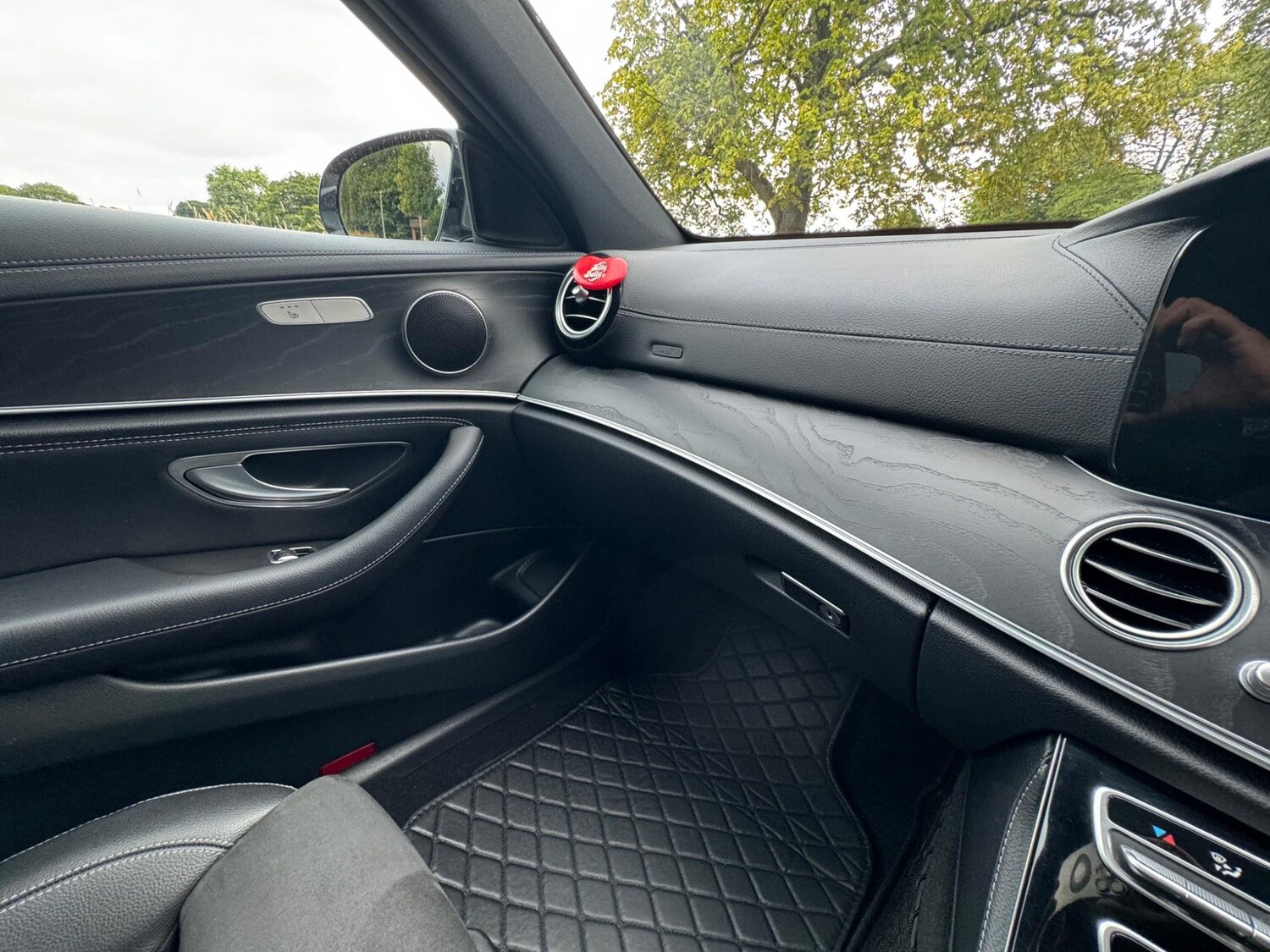 Used Mercedes-Benz E Class 2016 for sale - 77959393: Photo 45