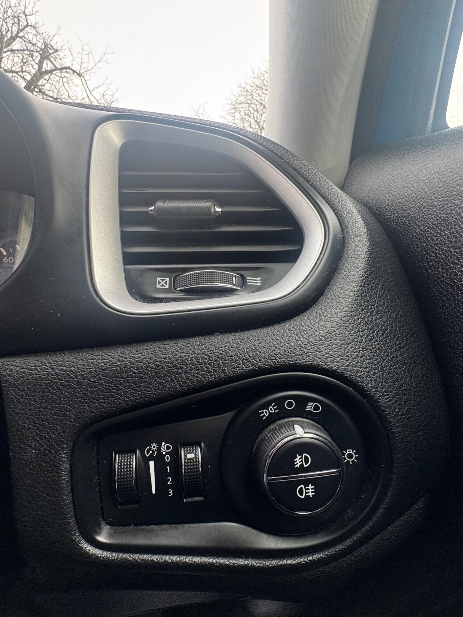 Used Jeep Renegade 2016 for sale - 77959395: Photo 35