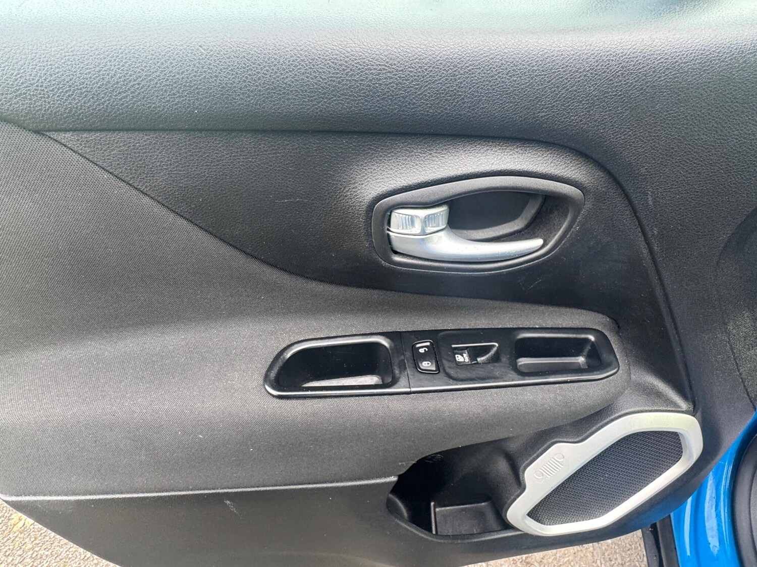 Used Jeep Renegade 2016 for sale - 77959395: Photo 37