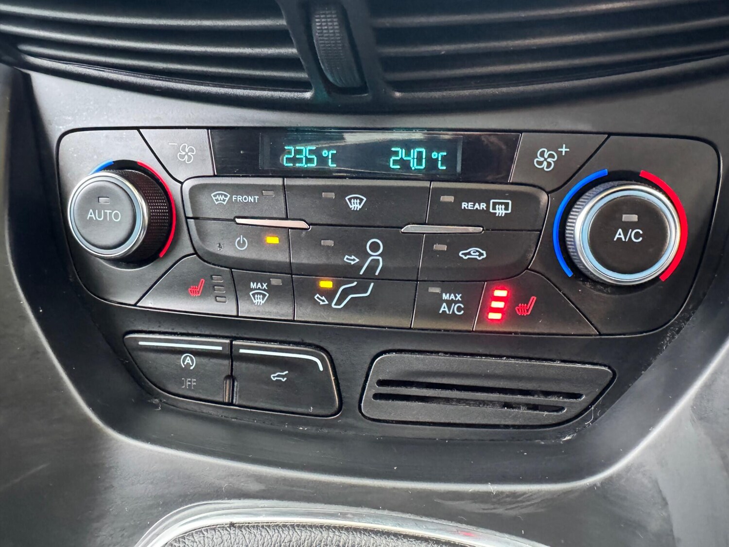 Used Ford Kuga 2018 for sale - 77959398: Photo 25