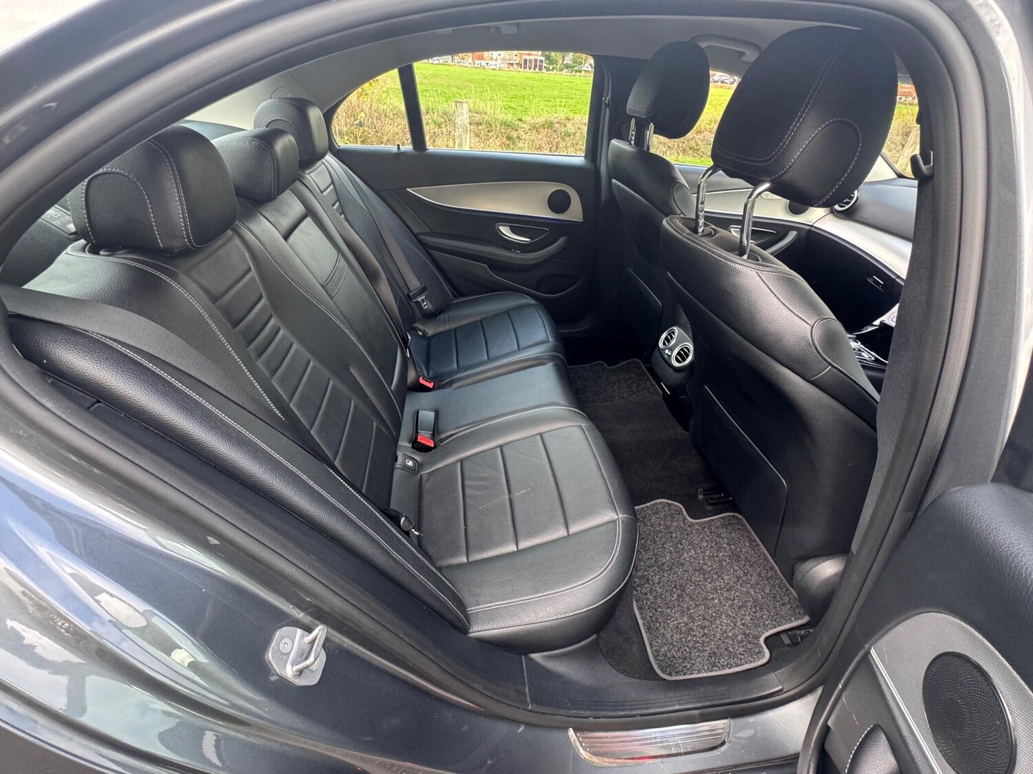 Used Mercedes-Benz E Class 2016 for sale - 77959403: Photo 24