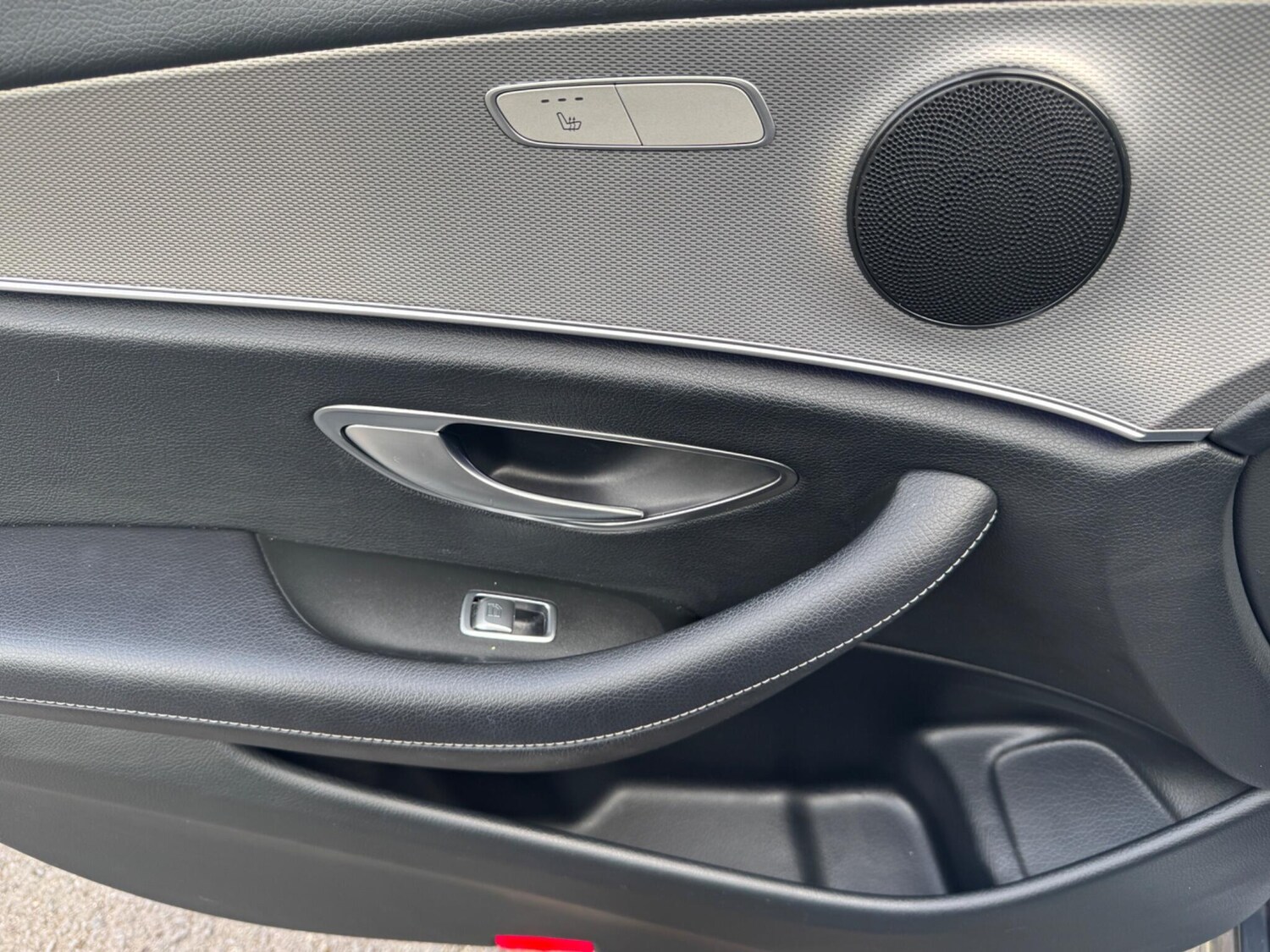 Used Mercedes-Benz E Class 2016 for sale - 77959403: Photo 65