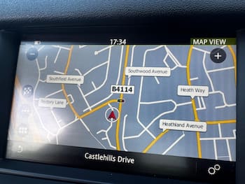 Used Land Rover Discovery Sport 2019 for sale - 79646258: Photo