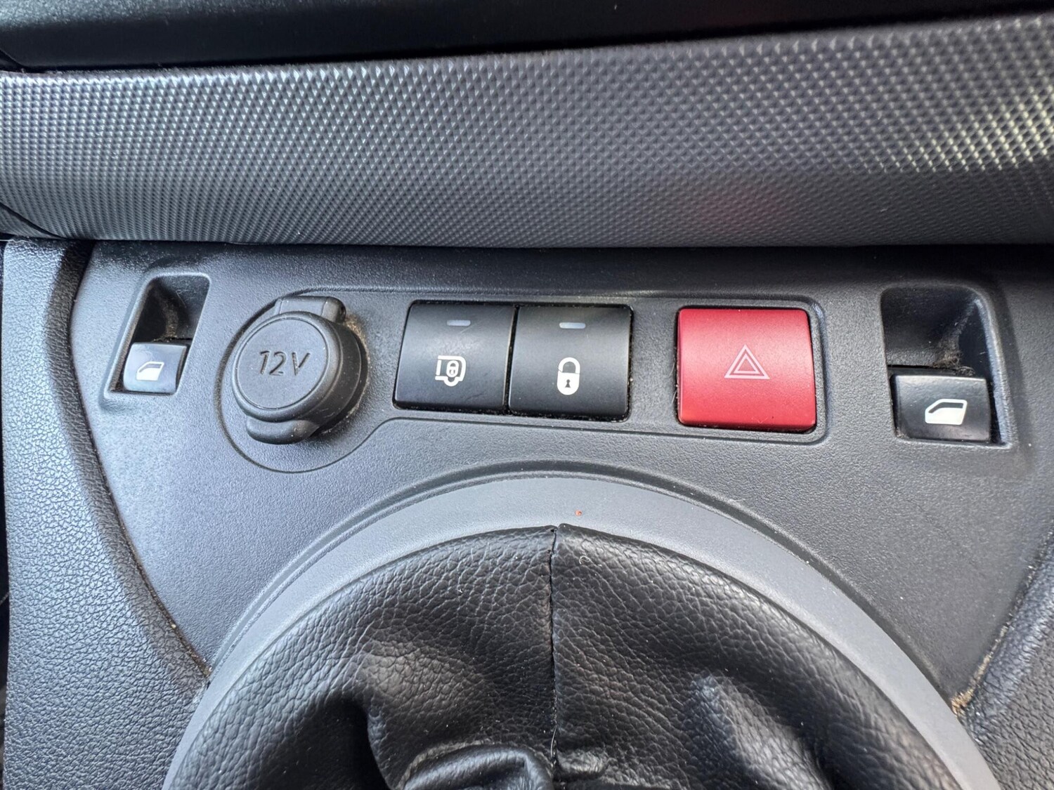 Used Peugeot Partner 2017 for sale - 77959388: Photo 22