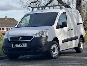 Used Peugeot Partner 2017 for sale - 77959388: Photo
