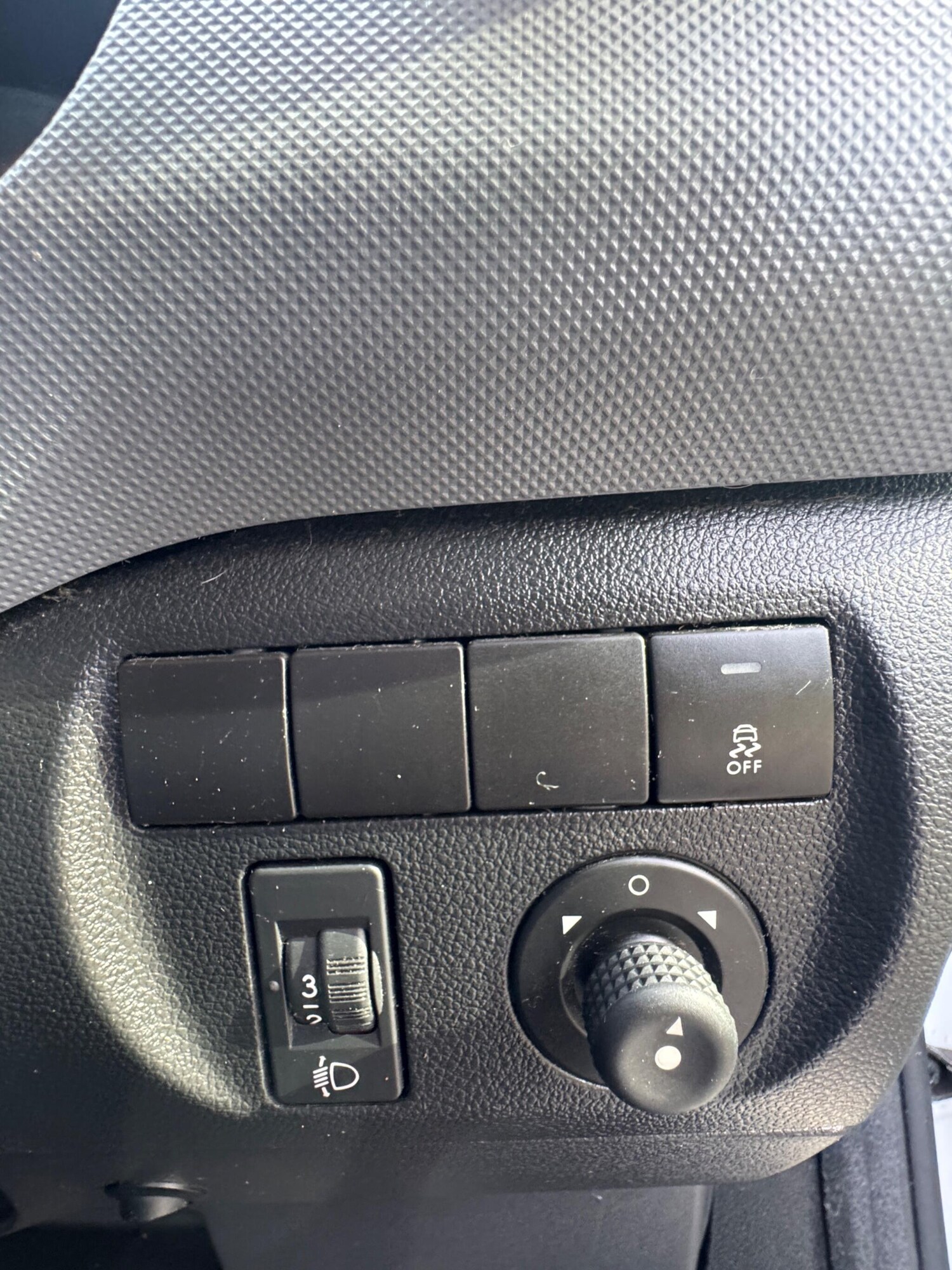 Used Peugeot Partner 2017 for sale - 77959388: Photo 30