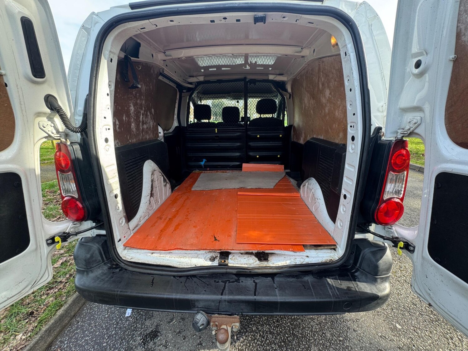 Used Peugeot Partner 2017 for sale - 77959388: Photo 34