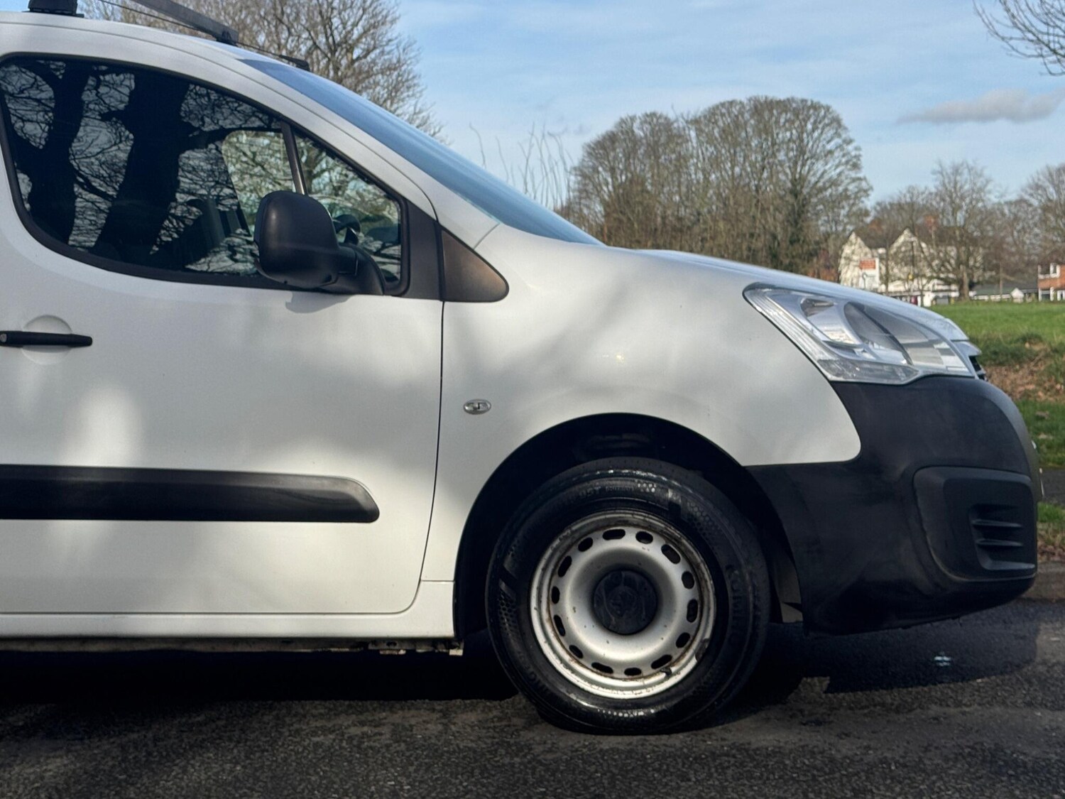 Used Peugeot Partner 2017 for sale - 77959388: Photo 38