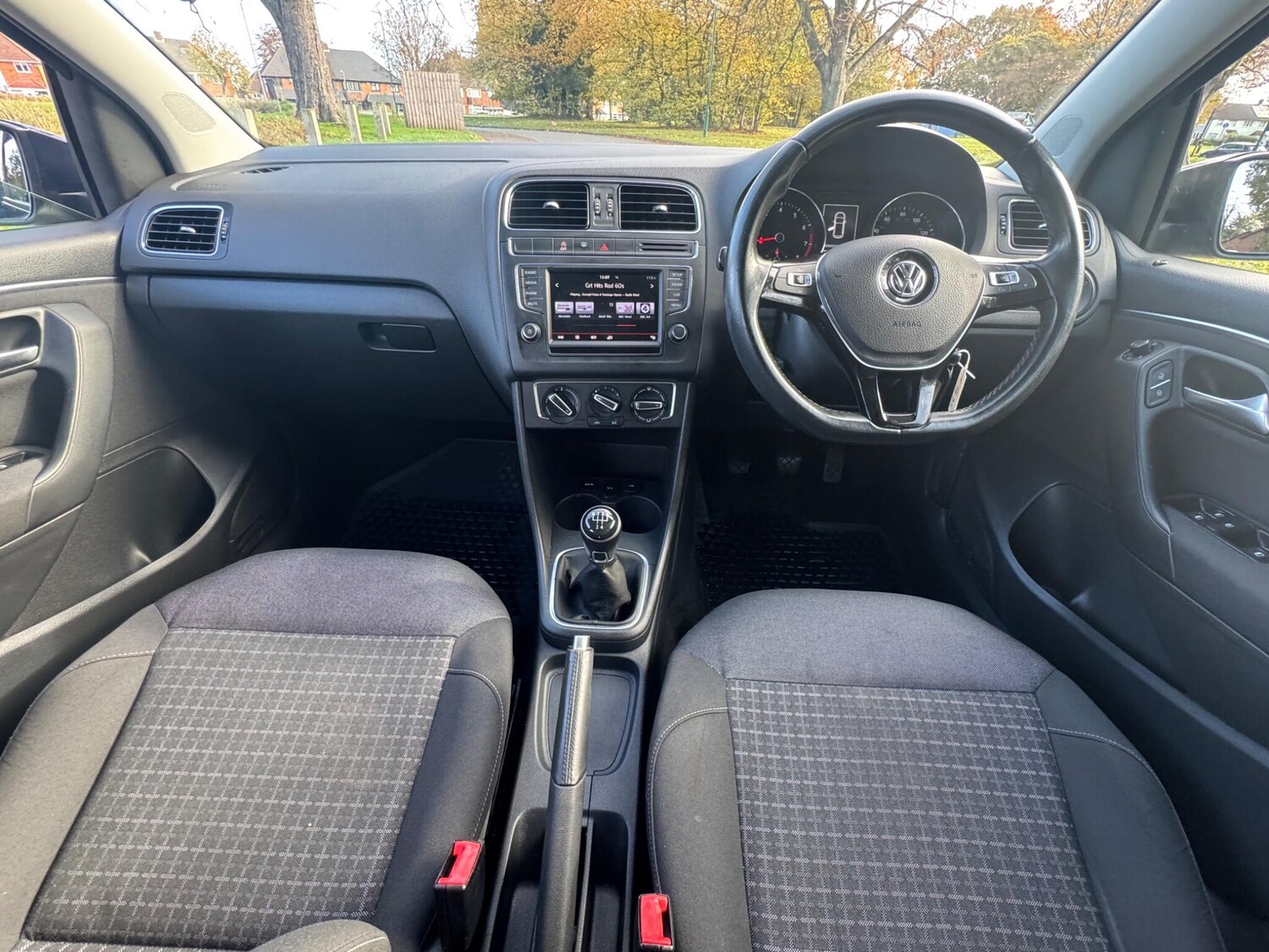 Used Volkswagen Polo 2015 for sale - 77959404: Photo 21