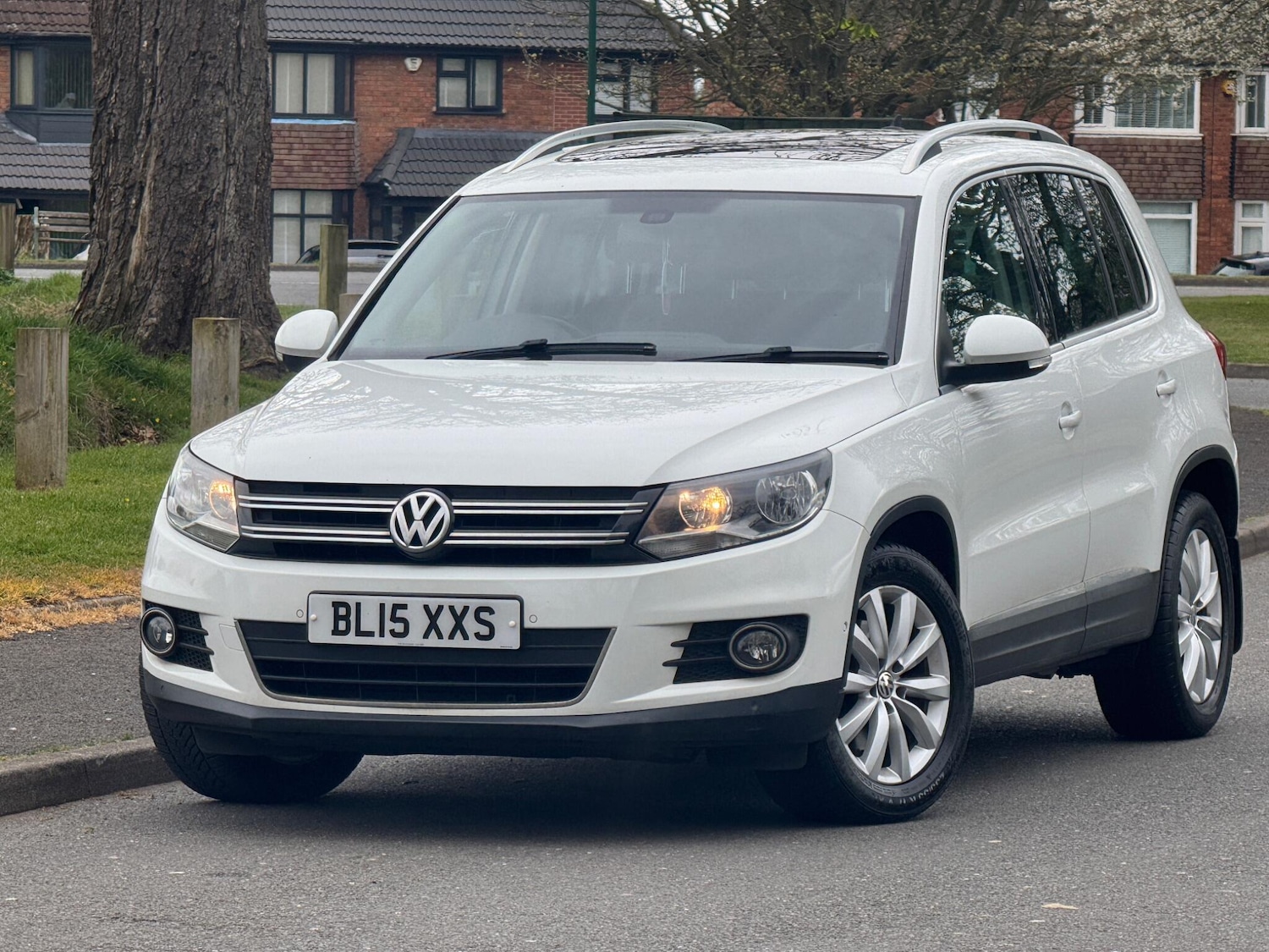 Used Volkswagen Tiguan for sale - 78127836: Photo 2