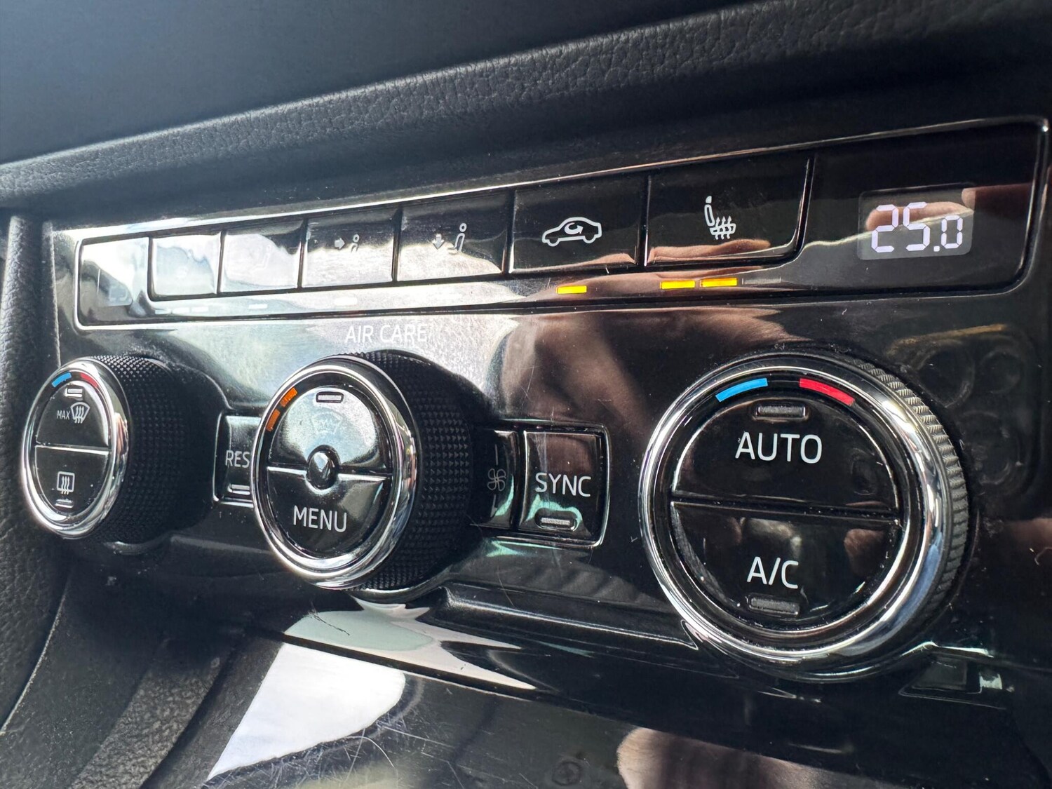 Used Skoda Superb 2017 for sale - 77959397: Photo 28