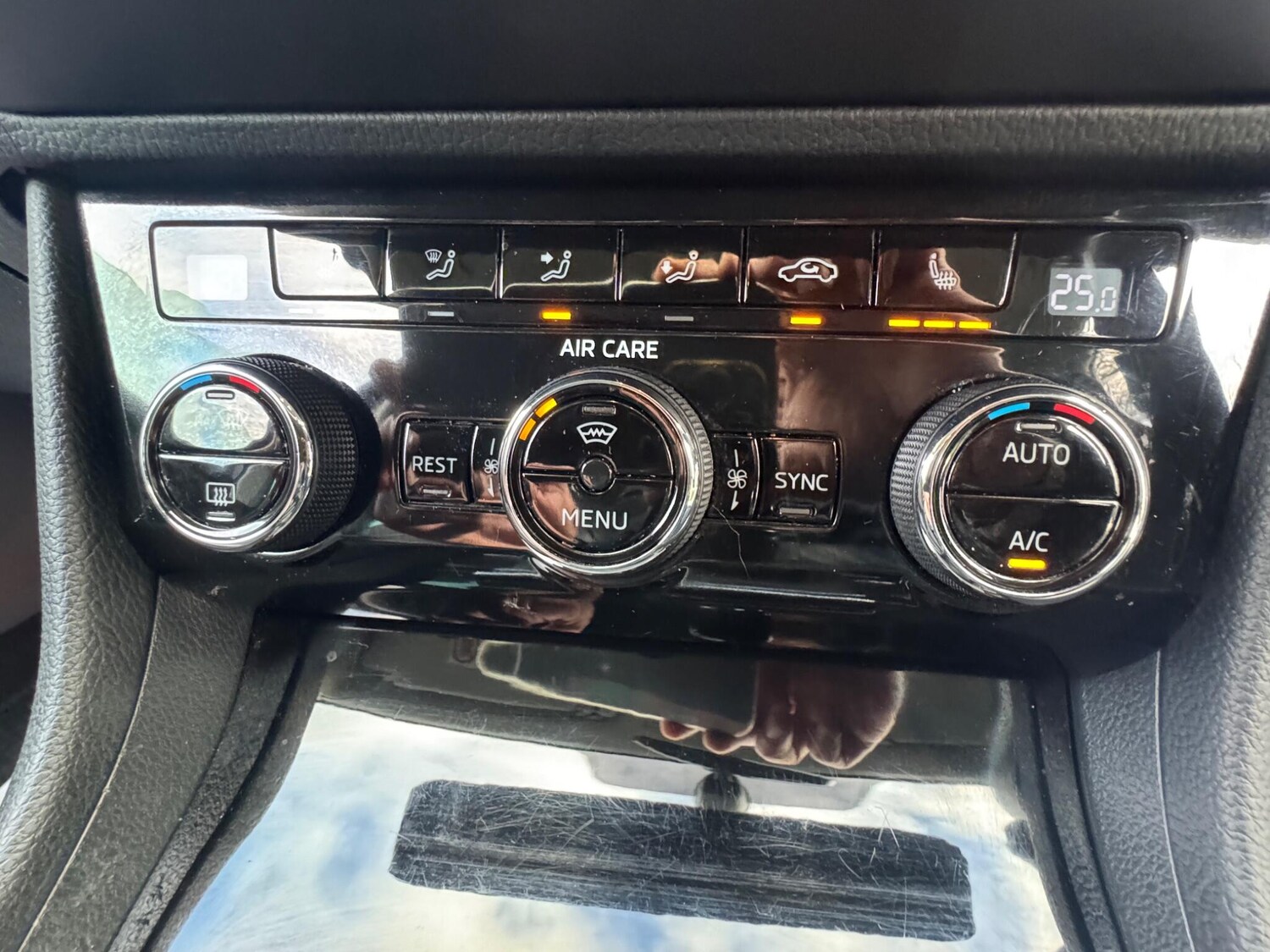 Used Skoda Superb 2017 for sale - 77959397: Photo 29