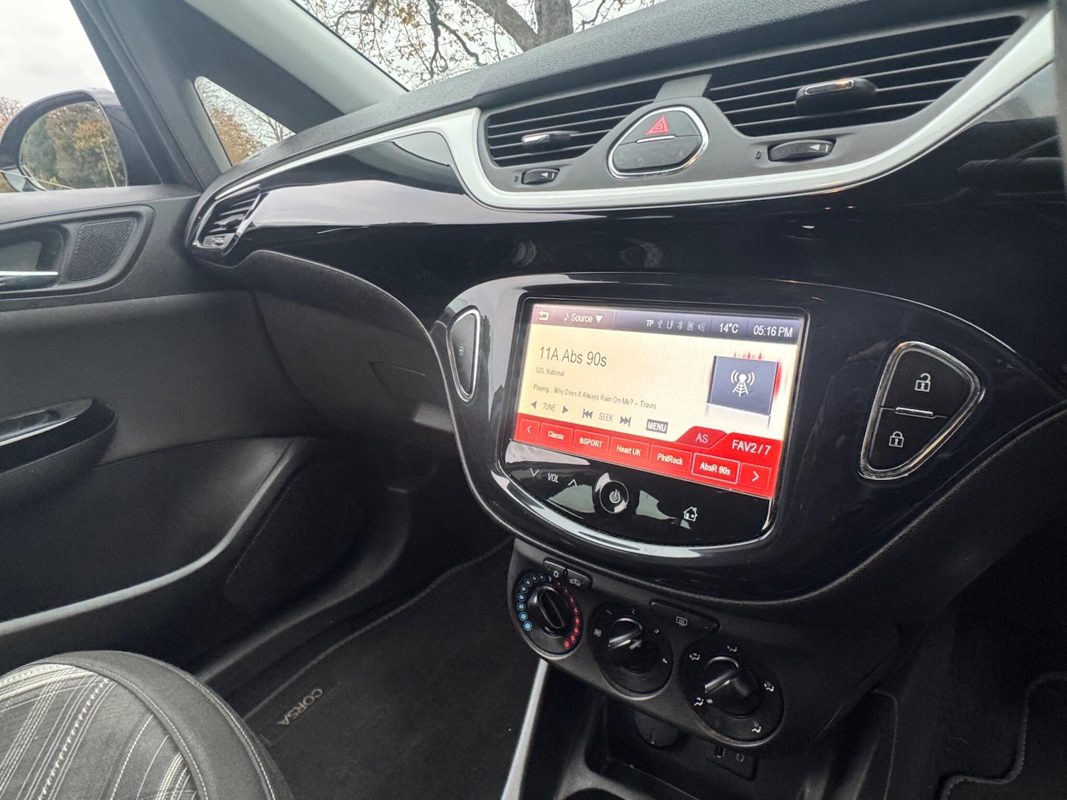 Used Vauxhall Corsa 2015 for sale - 77959394: Photo 26