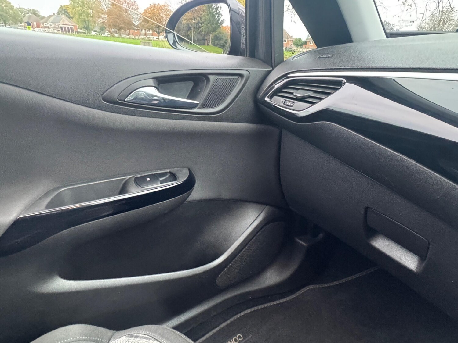 Used Vauxhall Corsa 2015 for sale - 77959394: Photo 44