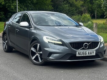 Used Volvo V40 2016 for sale - 78547947: Photo