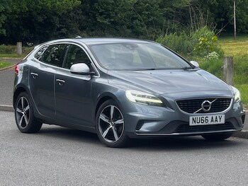 Used Volvo V40 2016 for sale - 78547947: Photo