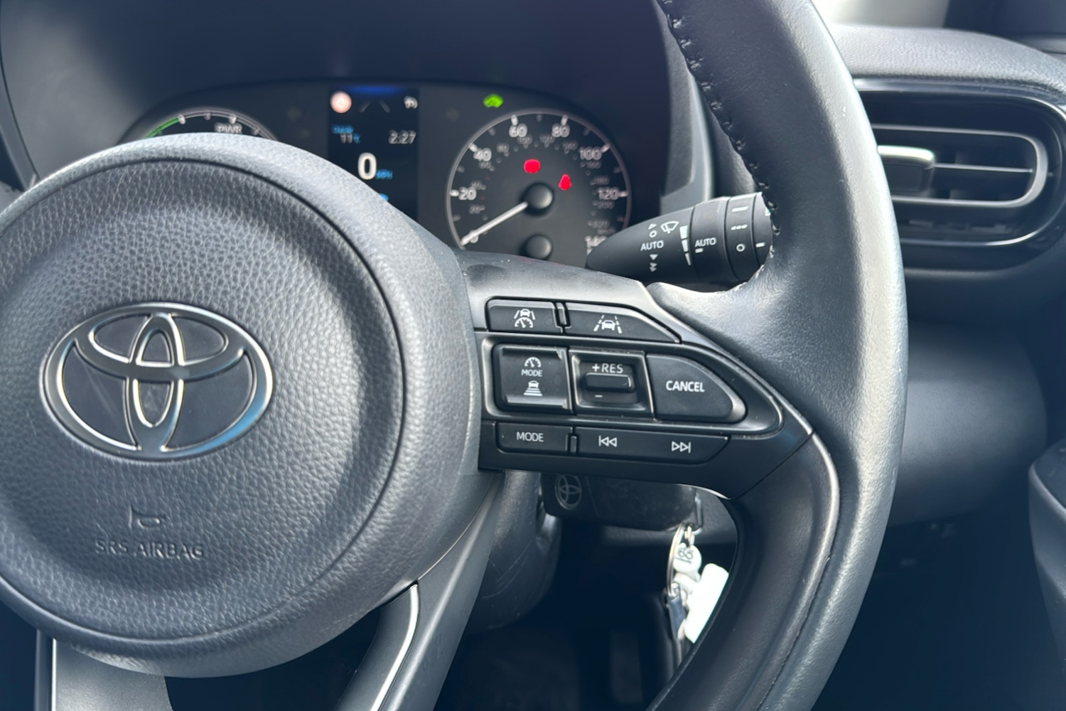 Used Toyota Yaris 2024 for sale - 77527845: Photo 18