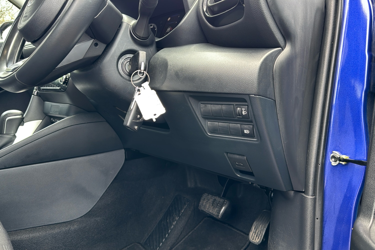 Used Toyota Yaris 2024 for sale - 77527845: Photo 28