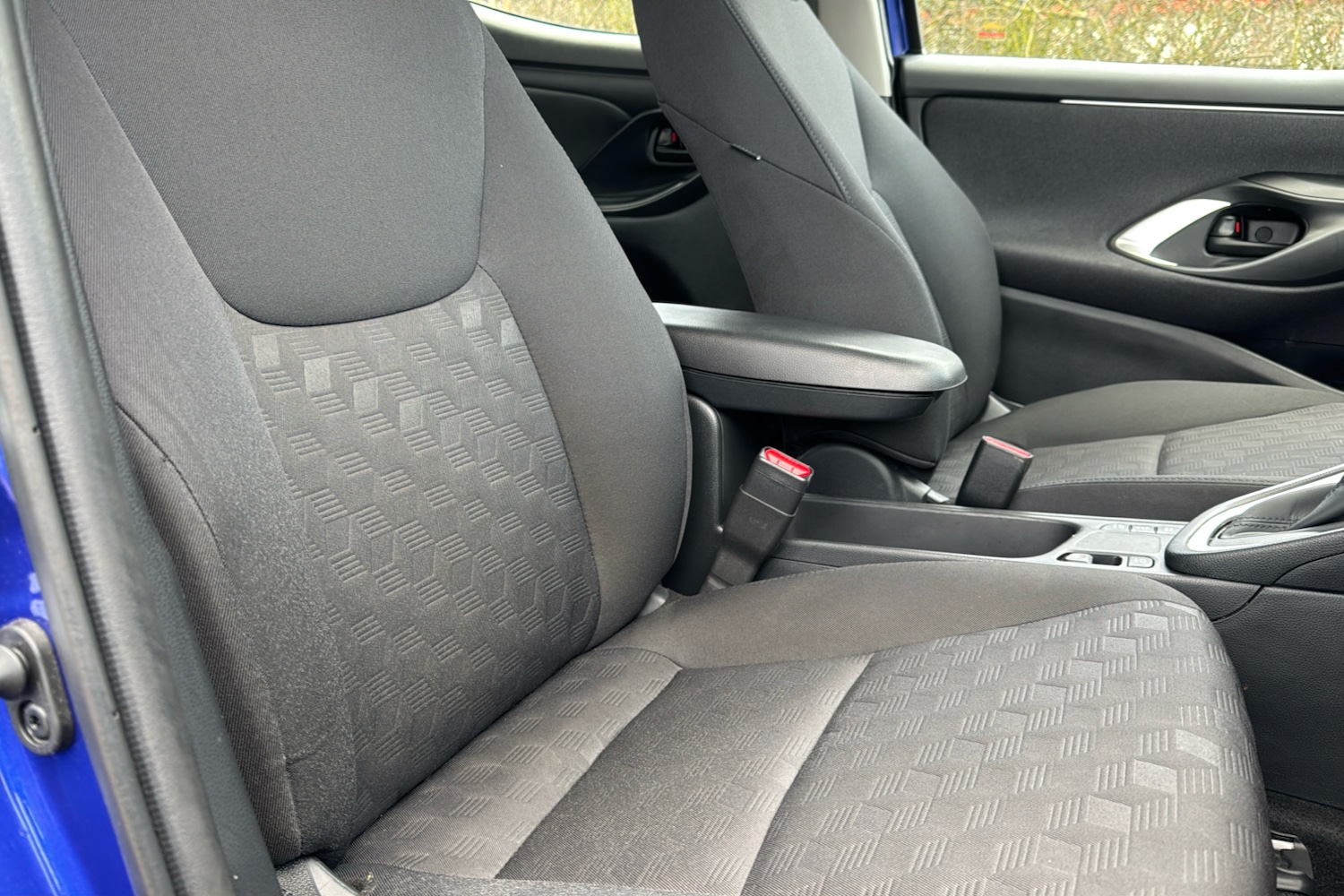 Used Toyota Yaris 2024 for sale - 77527845: Photo 30