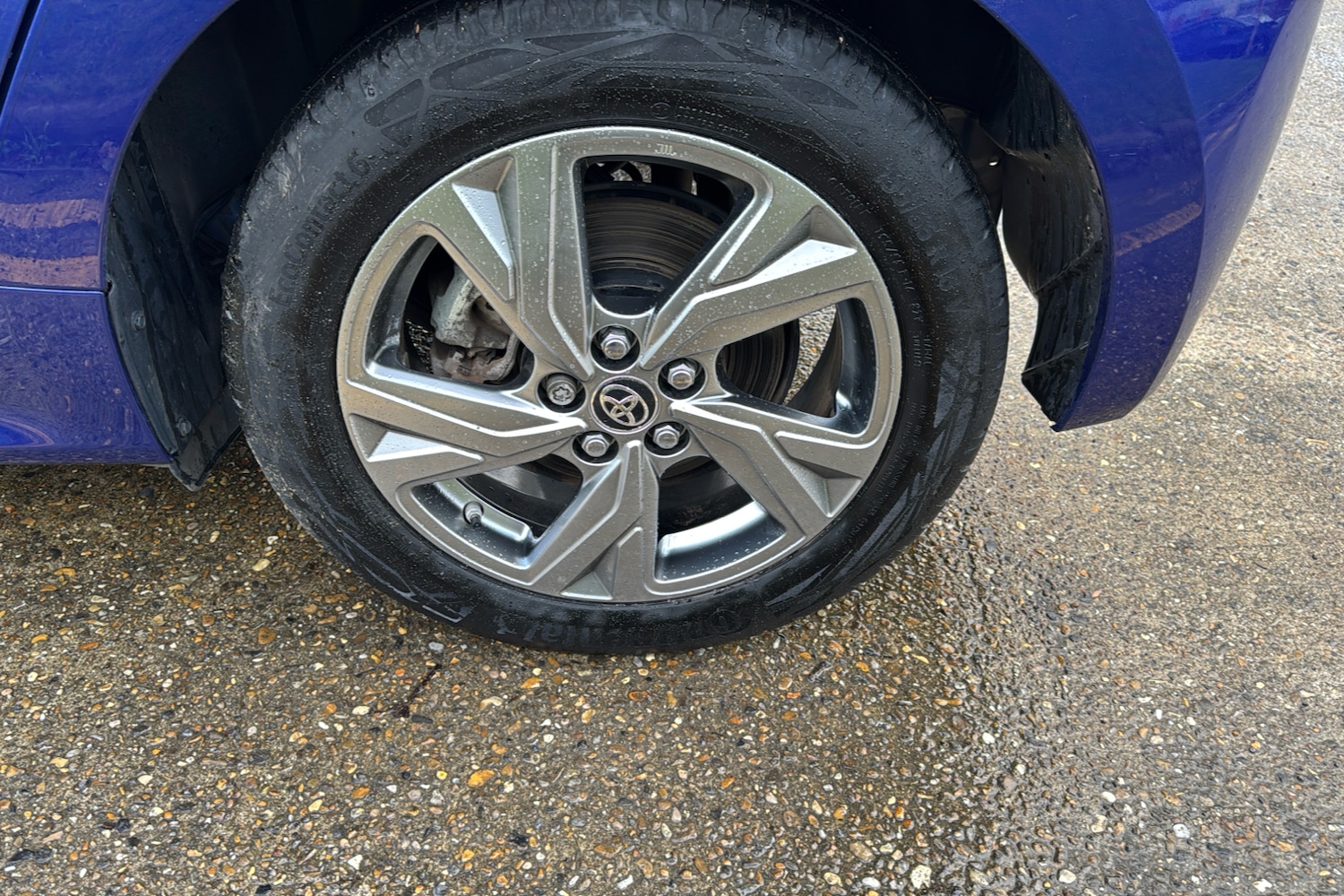 Used Toyota Yaris 2024 for sale - 77527845: Photo 42