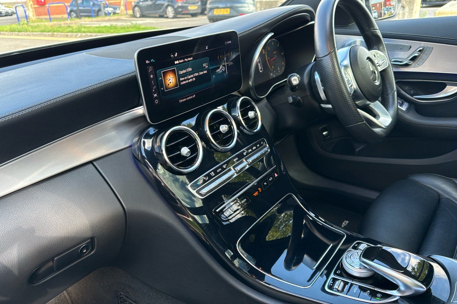 Used Mercedes-Benz C Class 2019 for sale - 76036453: Photo 11