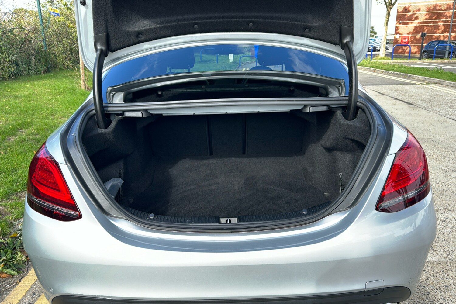 Used Mercedes-Benz C Class 2019 for sale - 76036453: Photo 19