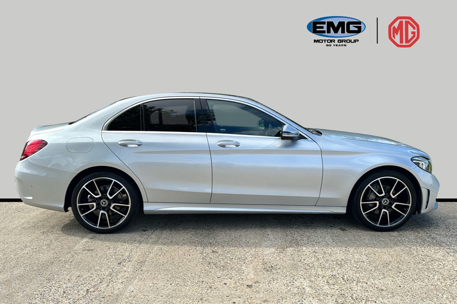 Used Mercedes-Benz C Class 2019 for sale - 76036453: Photo 4
