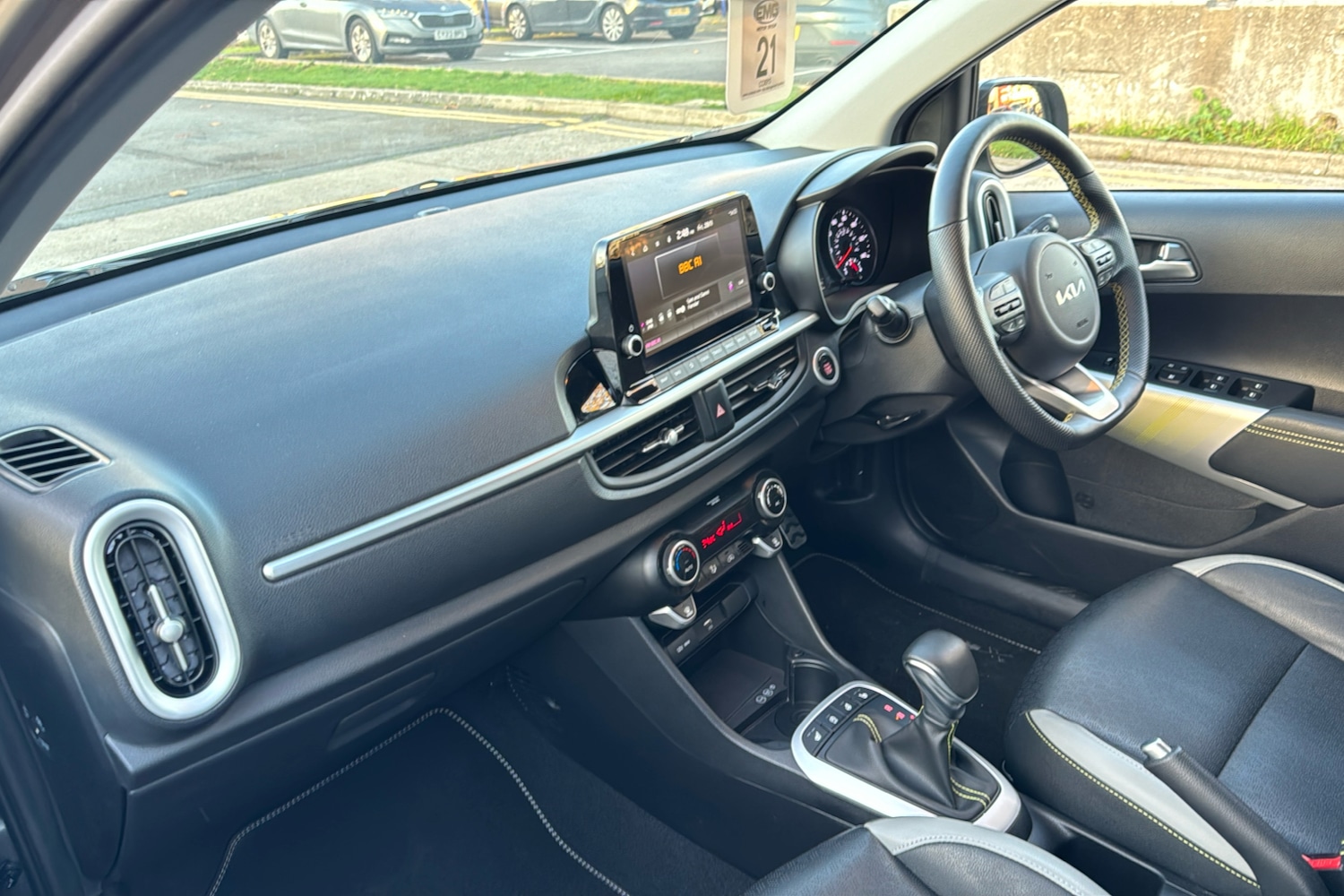 Used Kia Picanto 2023 for sale - 76732628: Photo 11