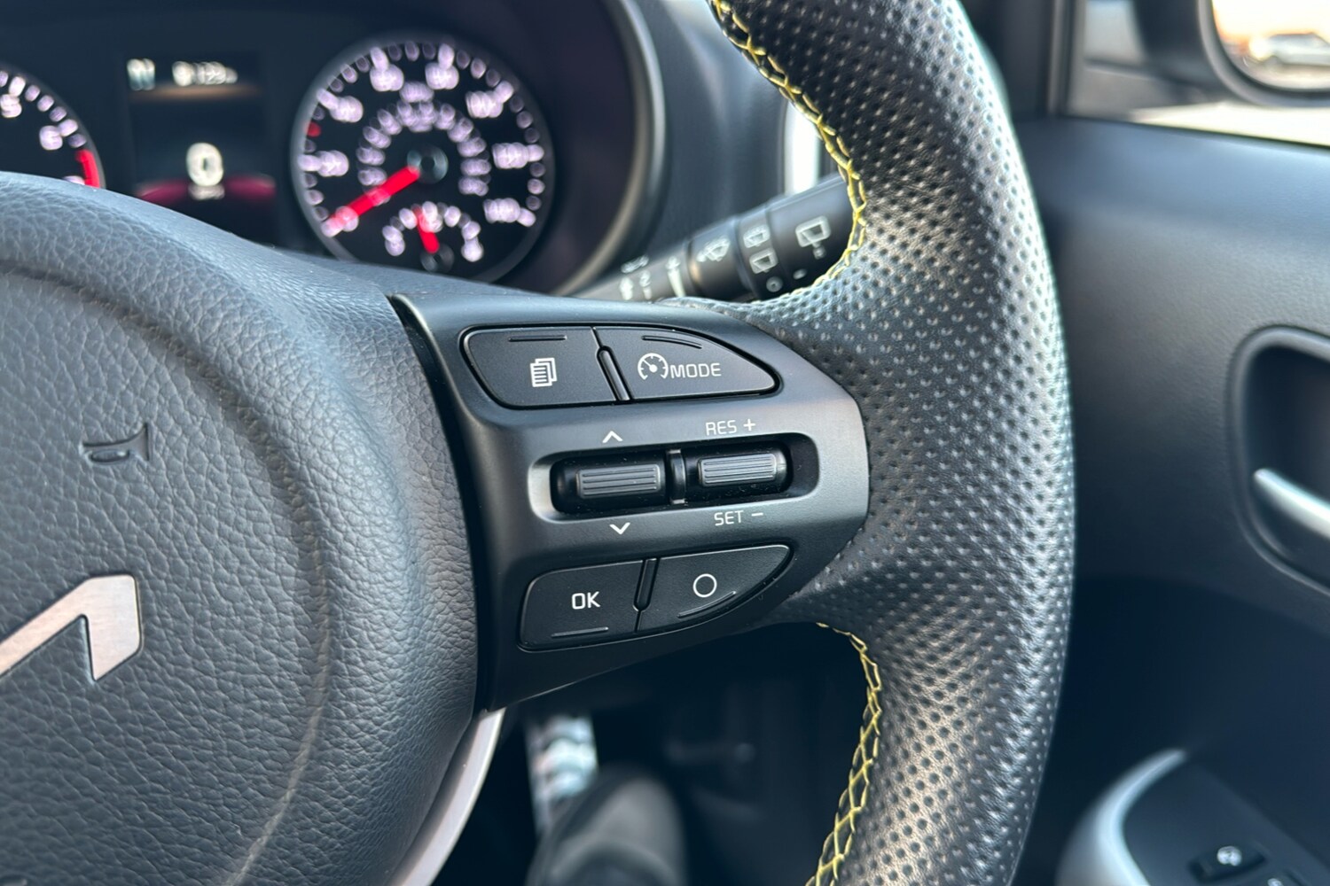 Used Kia Picanto 2023 for sale - 76732628: Photo 18