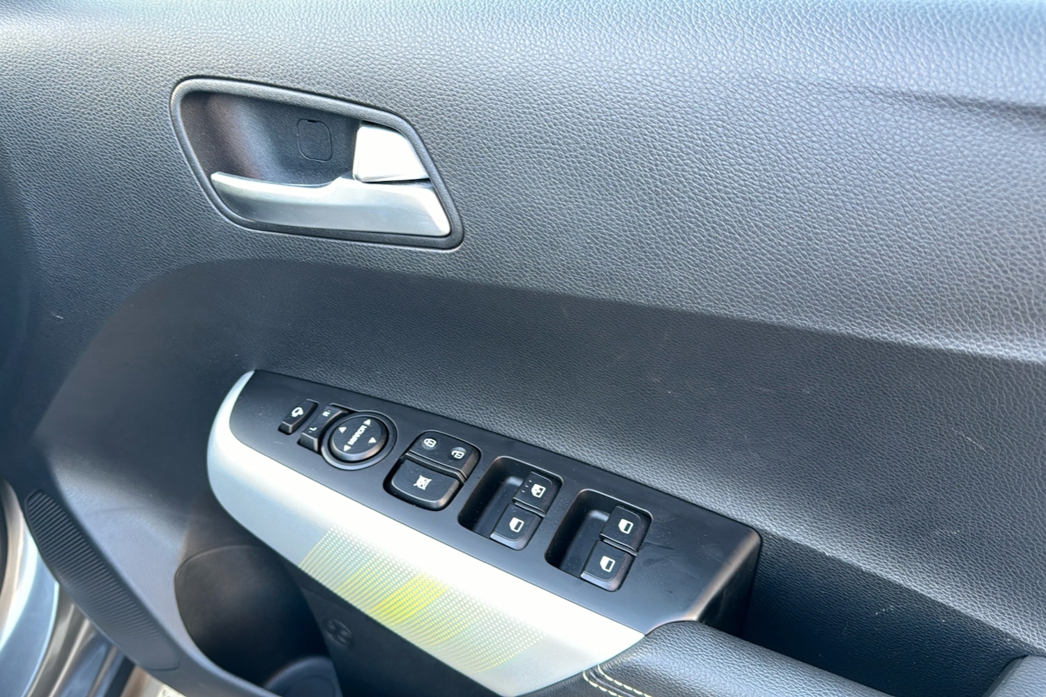 Used Kia Picanto 2023 for sale - 76732628: Photo 36