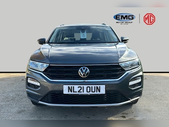 Used Volkswagen T-Roc 2021 for sale - 76588188: Photo