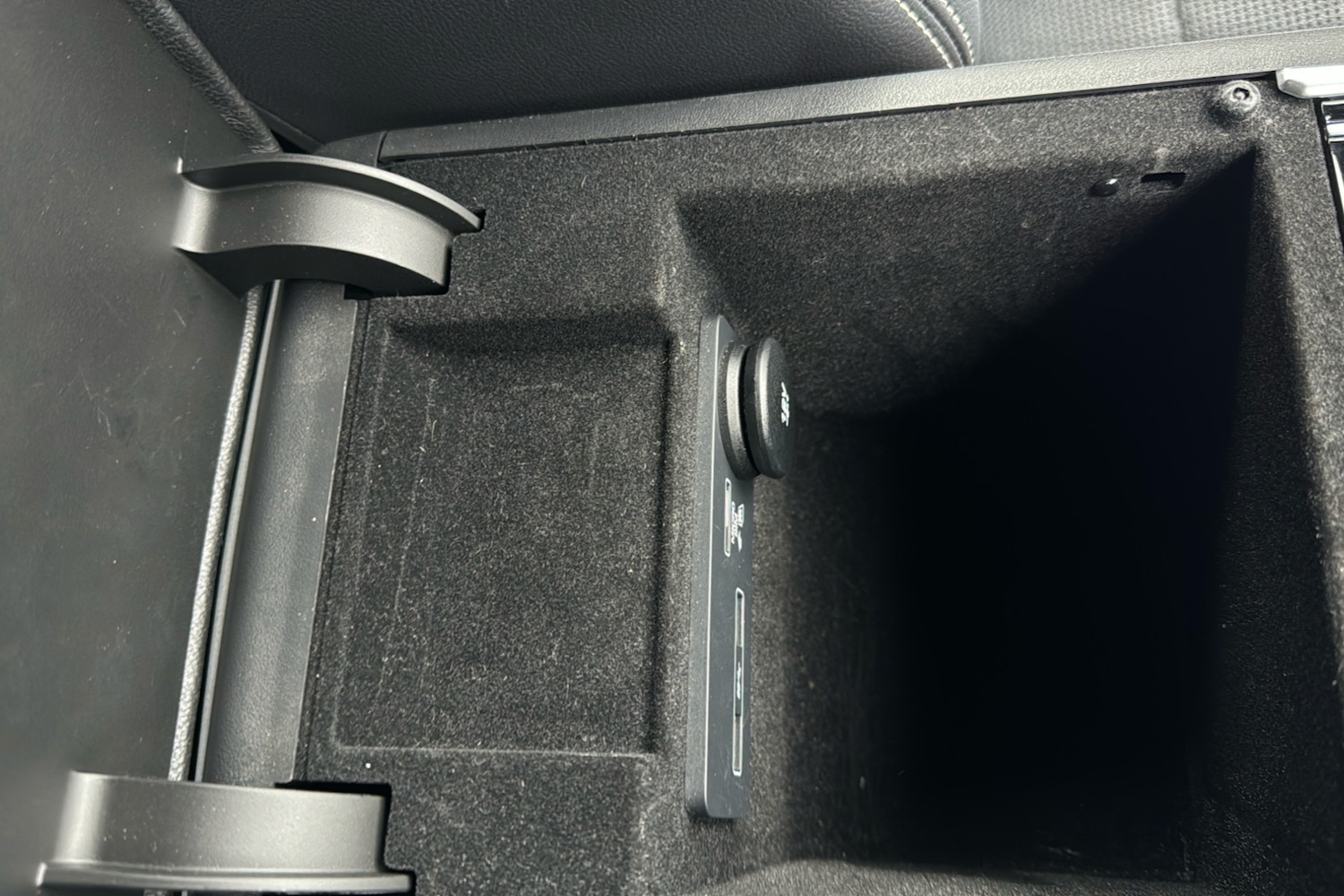 Used Jaguar XE 2019 for sale - 76588147: Photo 42